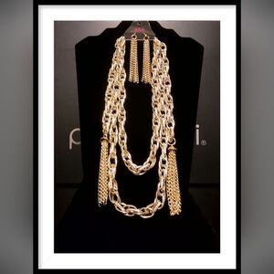 Paparazzi Jewelry Scarfed For Attention Necklace and Earring Set.